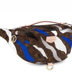 Lv bumbag new